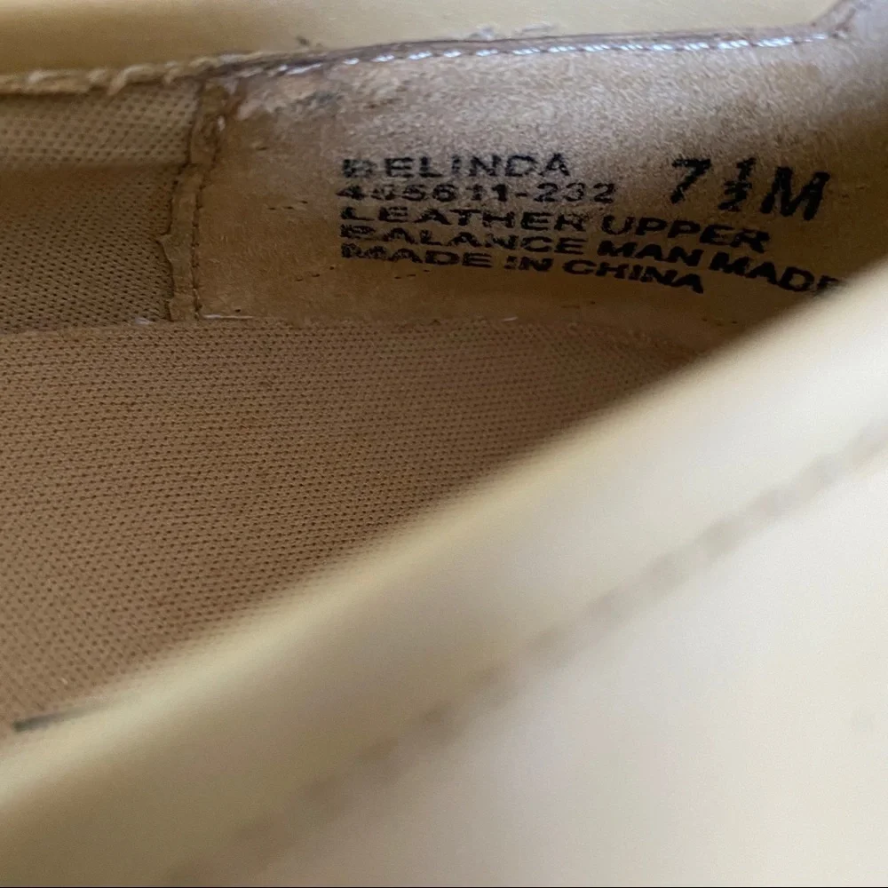Bellini BELINDA womens tan leather loafers size 7.5